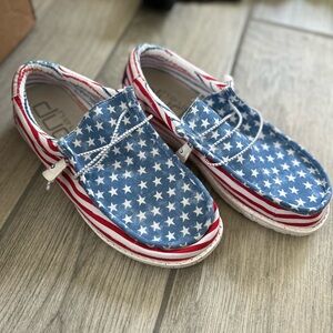 Men’s American flag hey dudes size 10 worn once